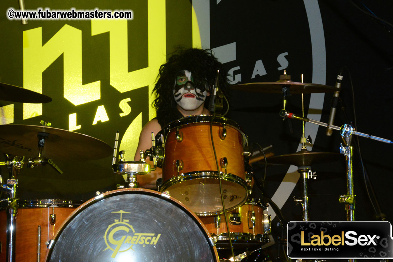 Mini Kiss Performance