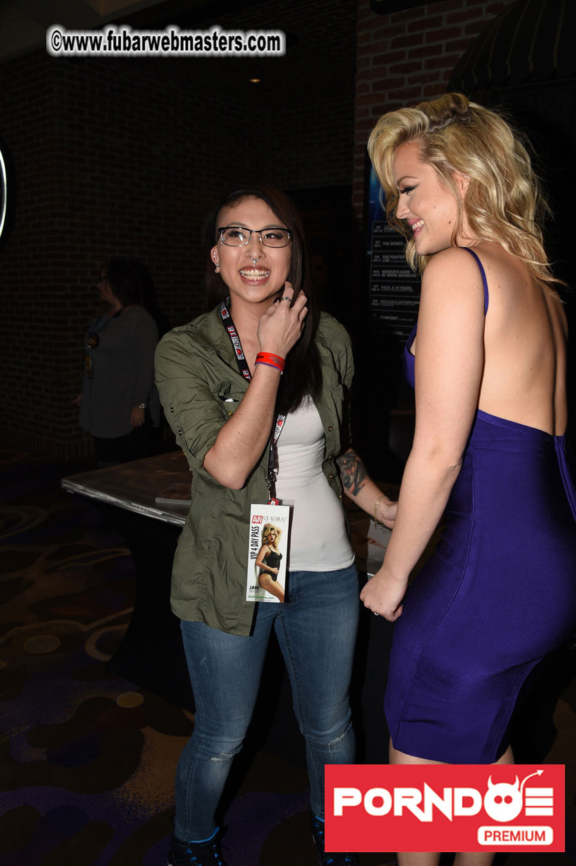 Alexis Texas Film Screening and Autograph Session 