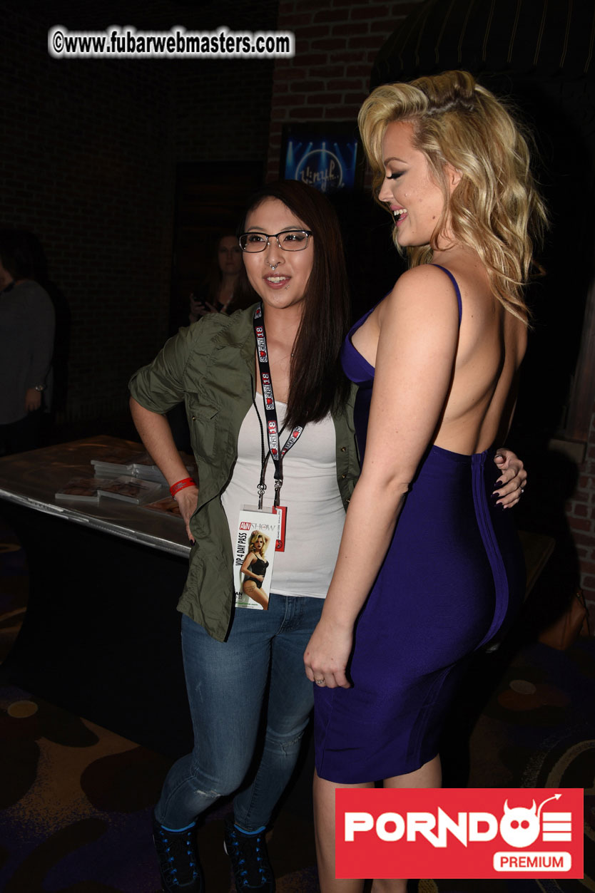 Alexis Texas Film Screening and Autograph Session 