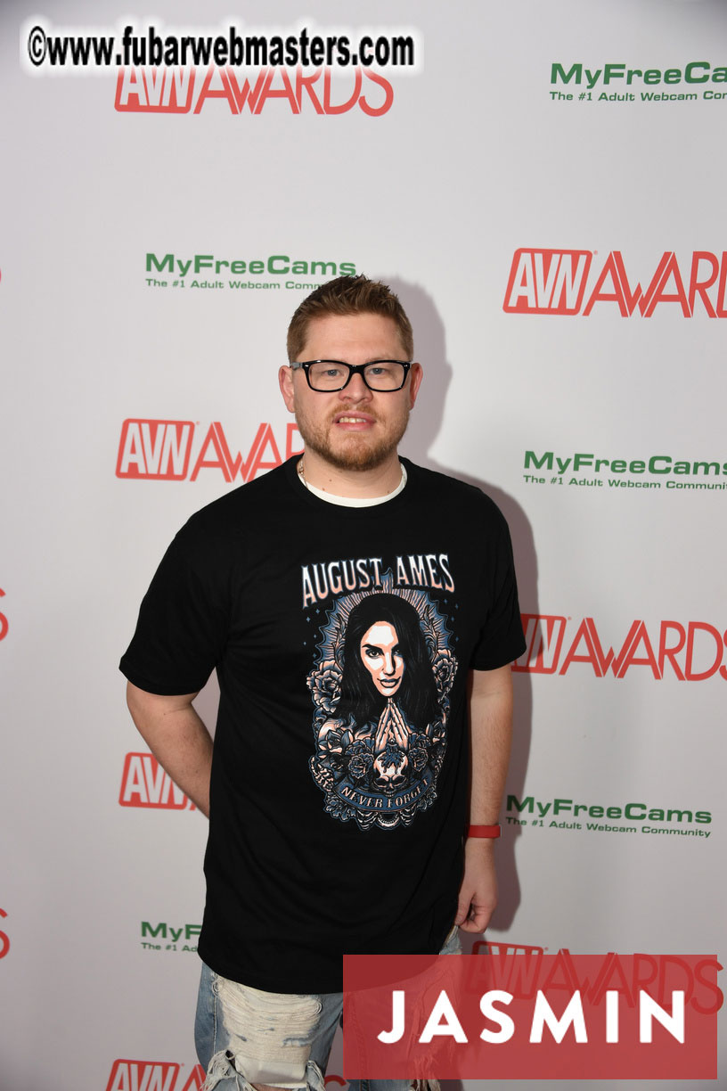 Early AVN Red Carpet