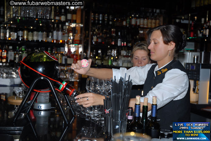 Pre-Show Networking Bar