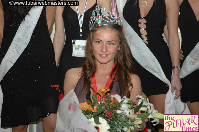 Crowning of Miss AOE Expo