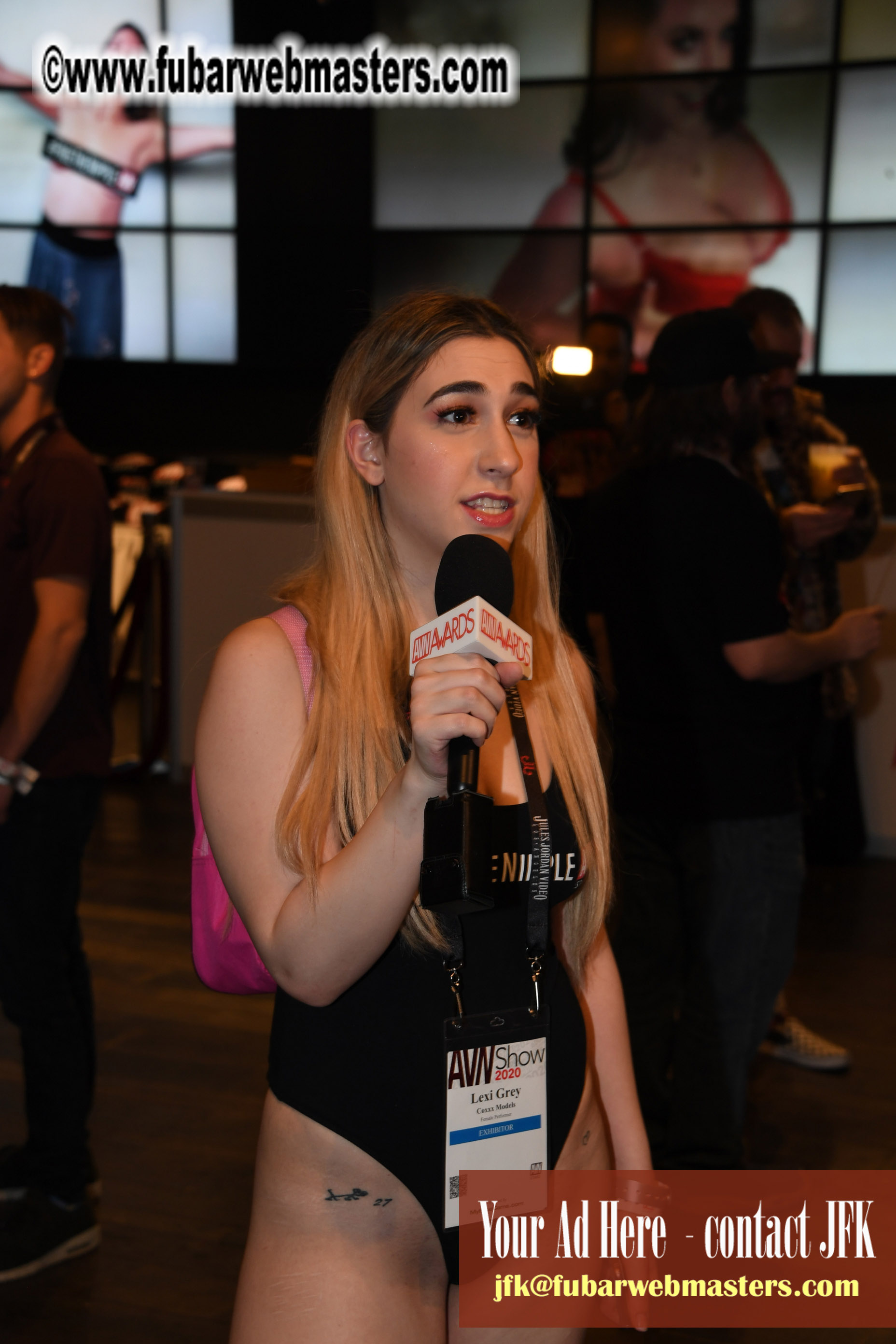 AVN Stars Happy Hour