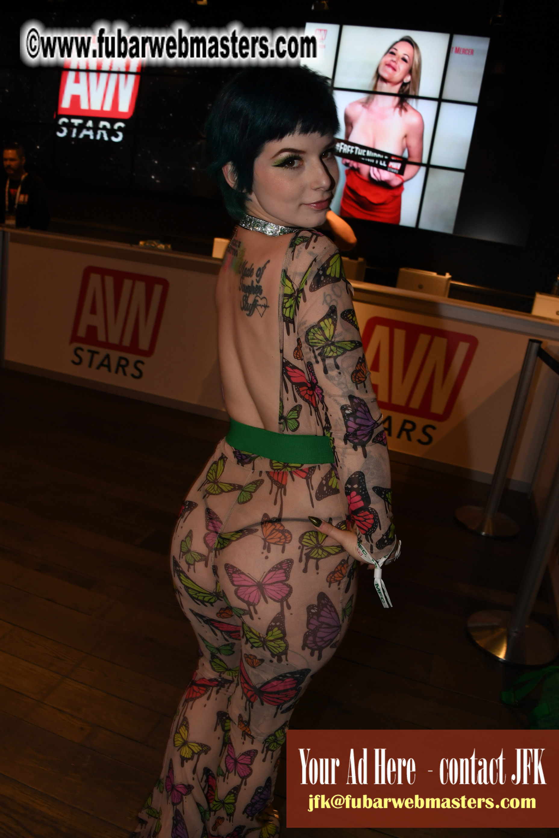 AVN Stars Happy Hour