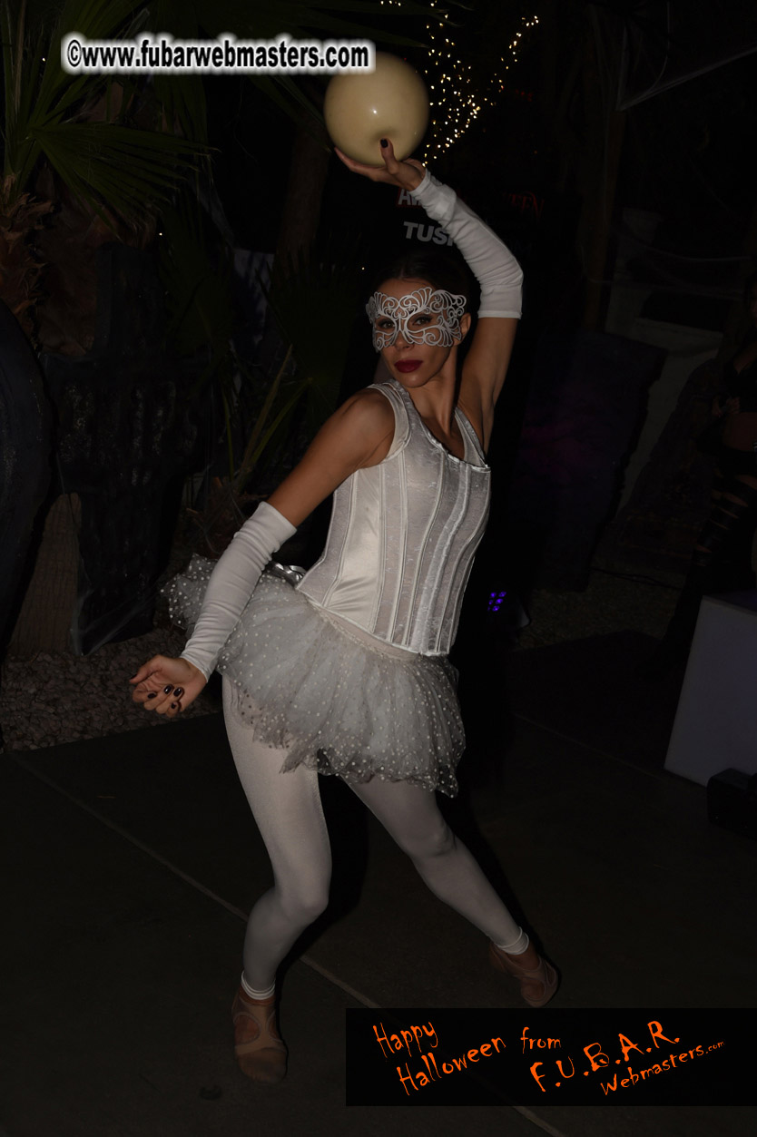 AVN Halloween Porn Star party  - part two