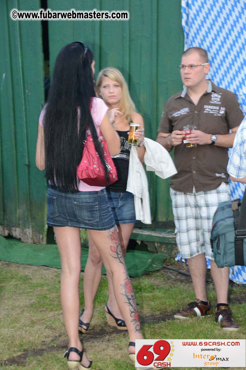 Friday Warm-up Party