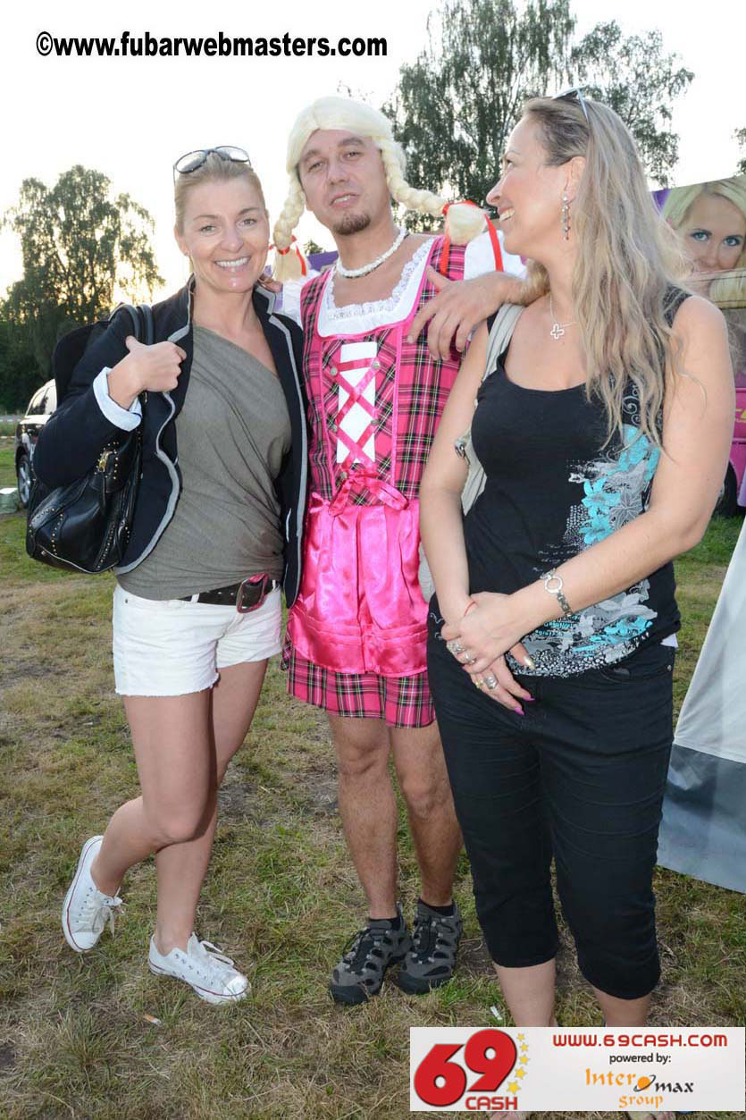 Friday Warm-up Party