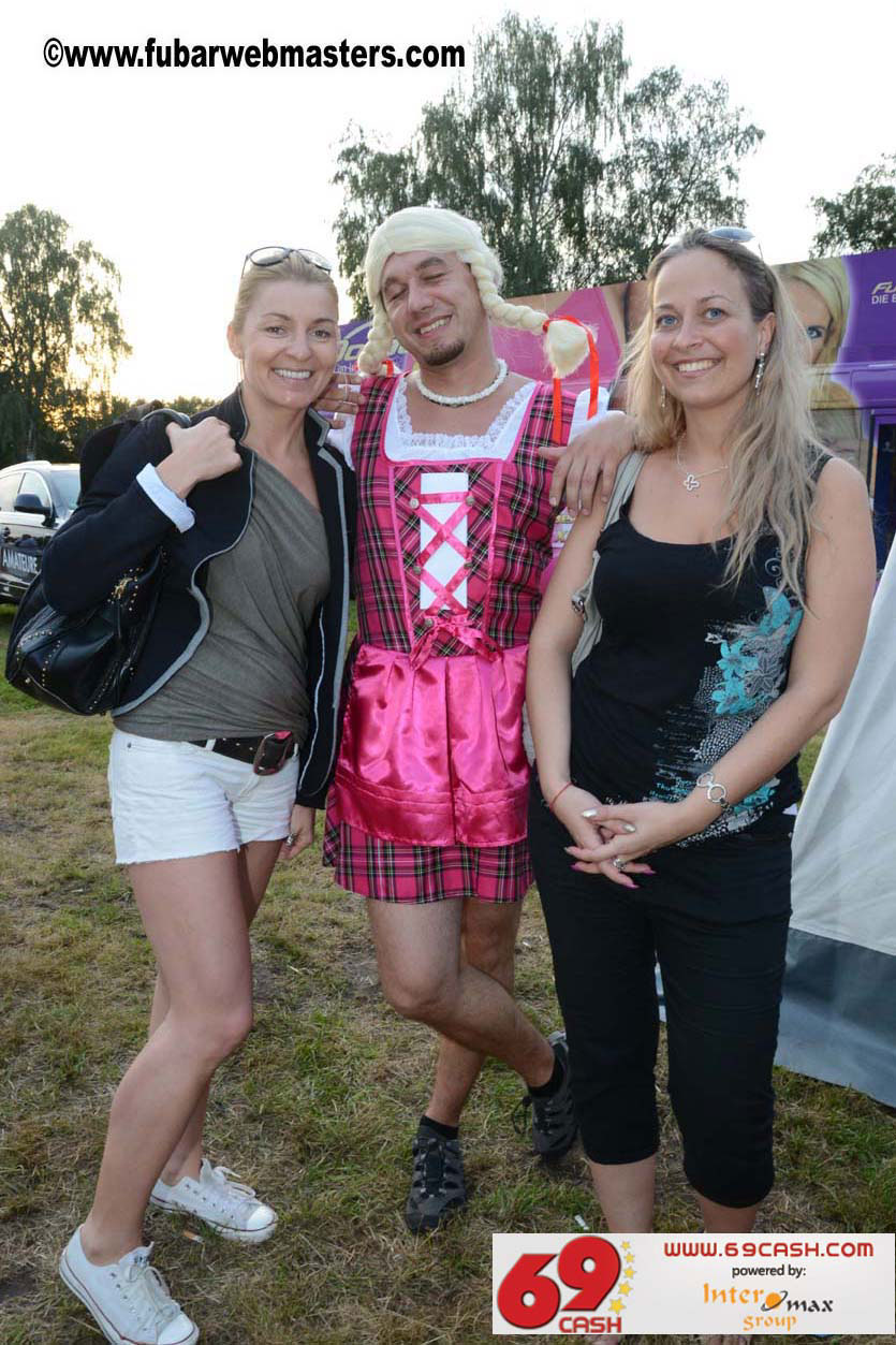 Friday Warm-up Party