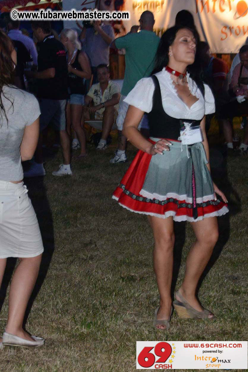 Adult Webmaster Meeting Evening Party