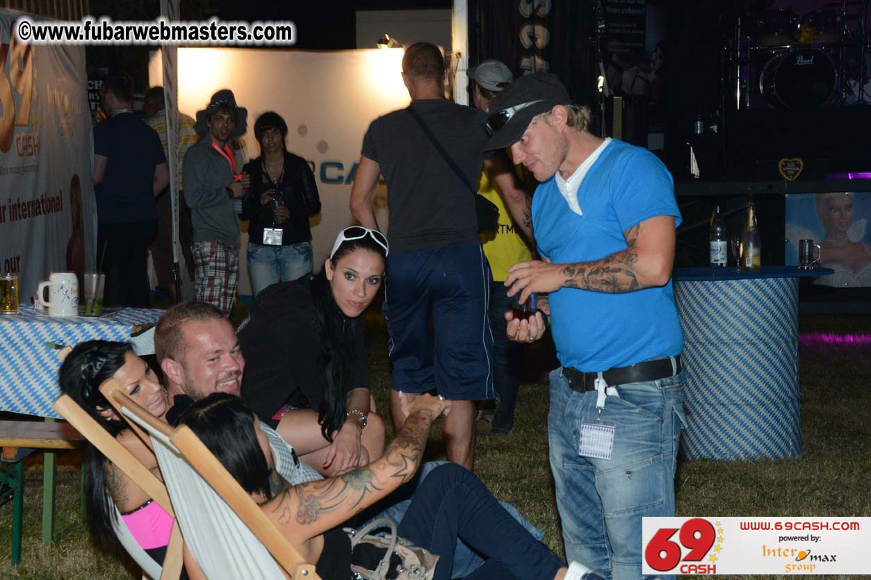 Adult Webmaster Meeting Evening Party