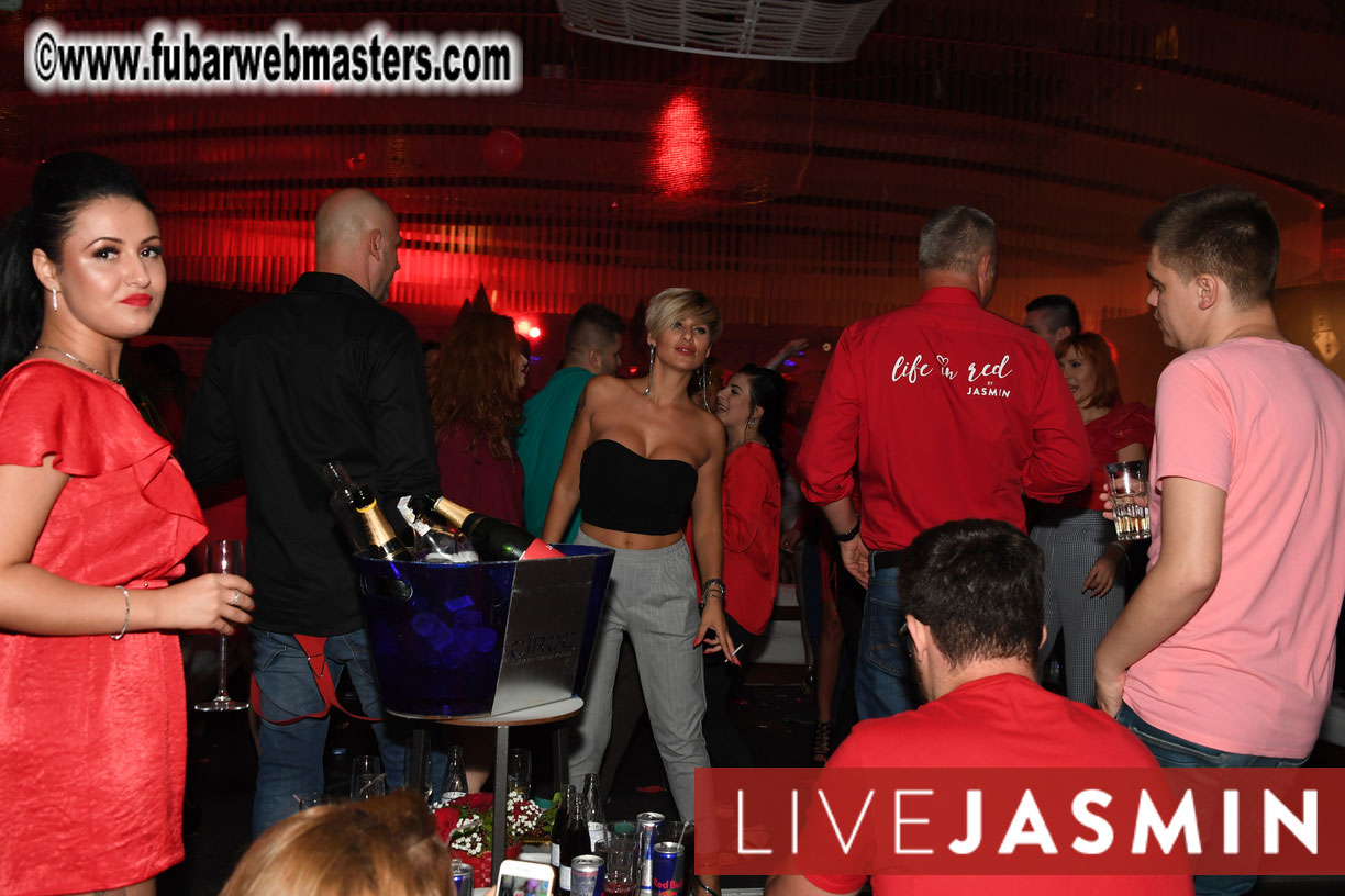 Jasmin Crazy Red Party