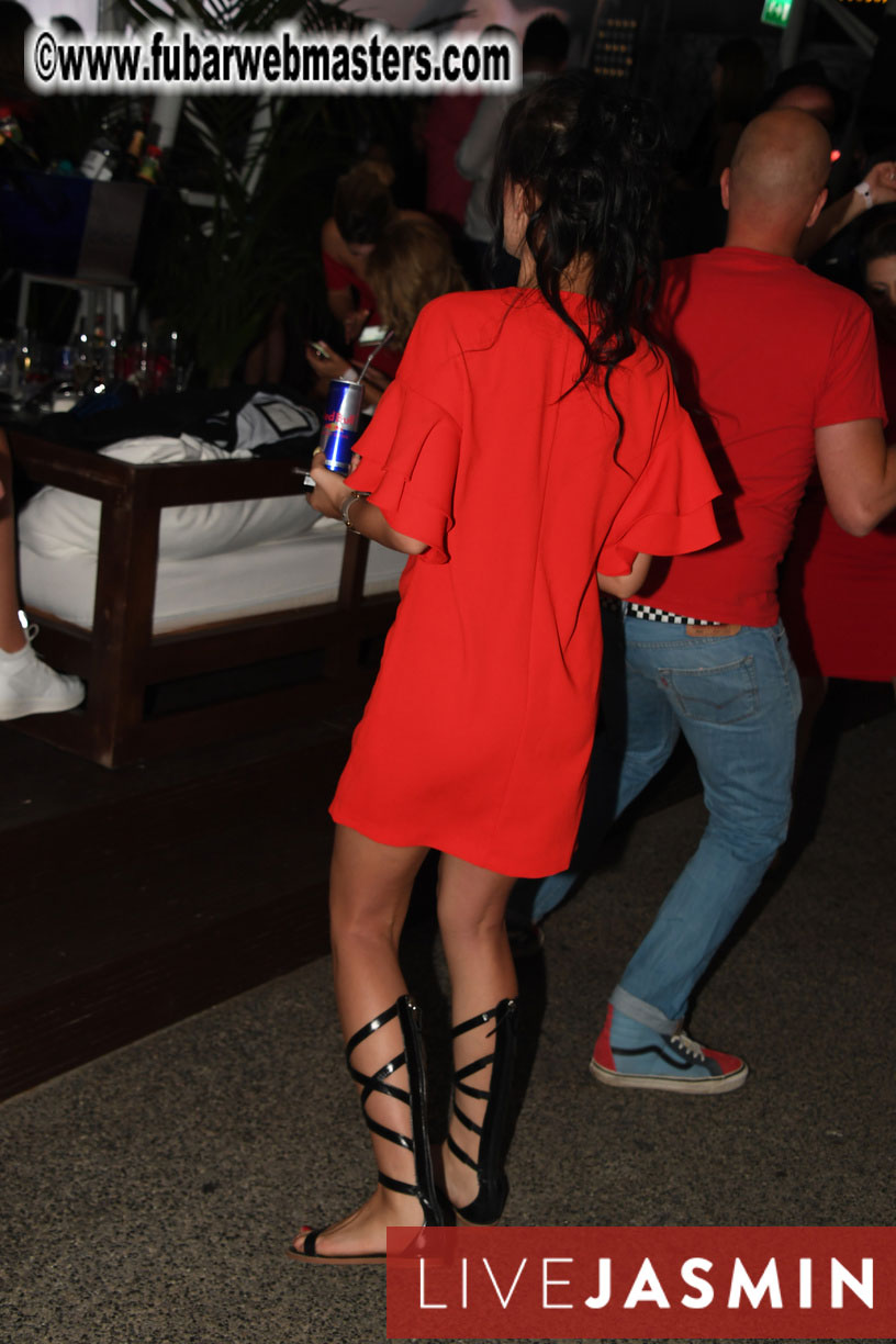 Jasmin Crazy Red Party