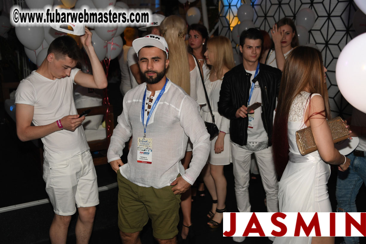 BongaCams SENSATION Party (White Party)