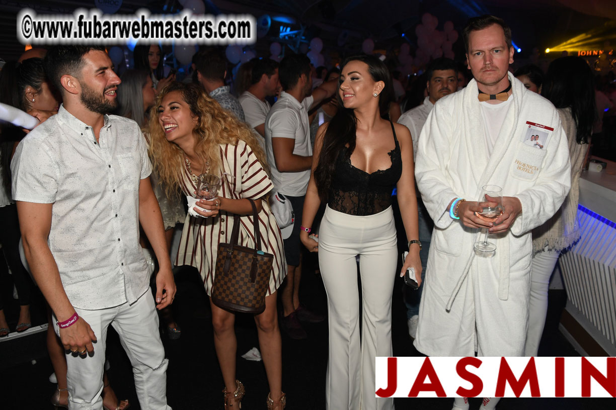 BongaCams SENSATION Party (White Party)