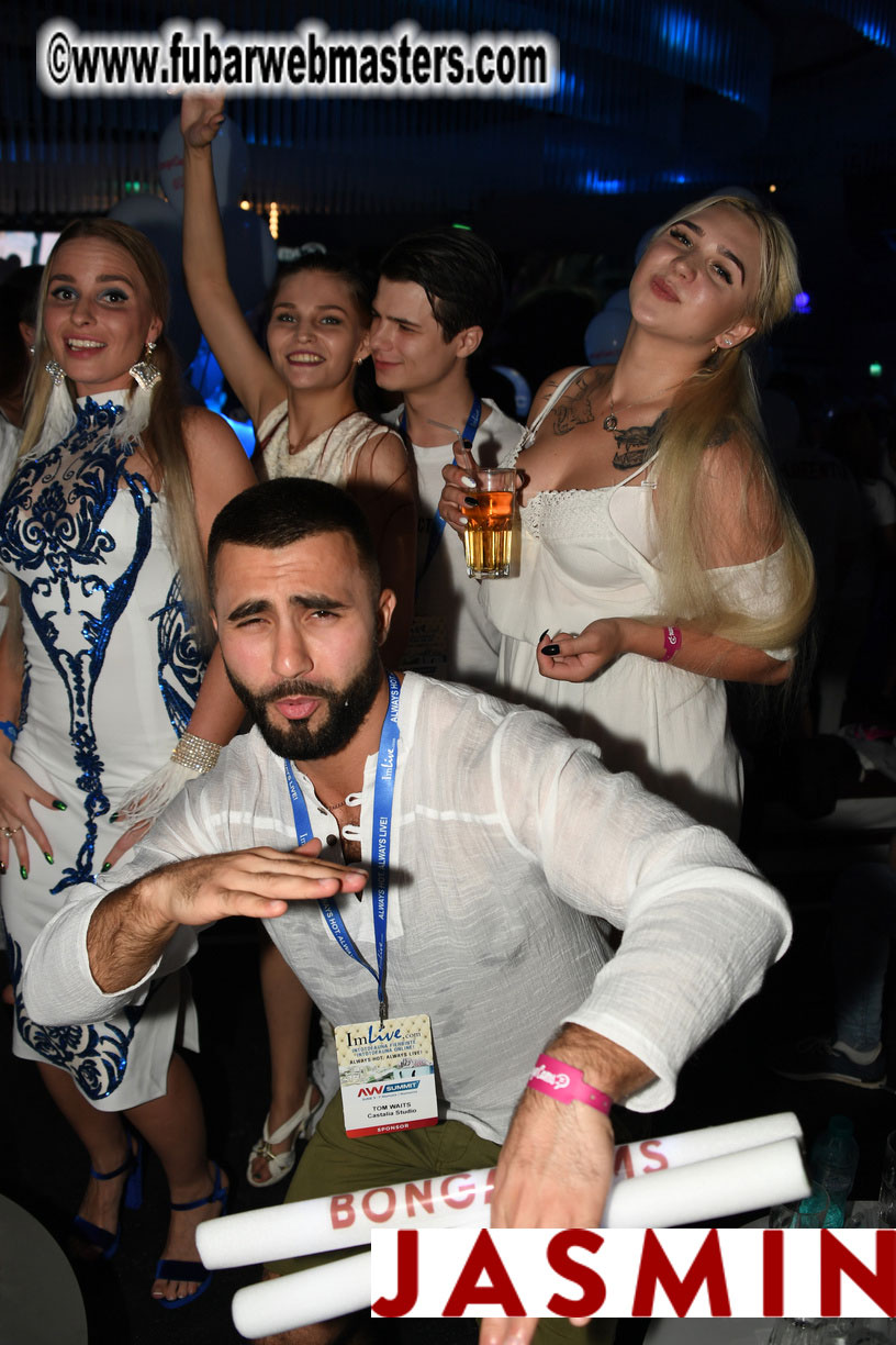 BongaCams SENSATION Party (White Party)