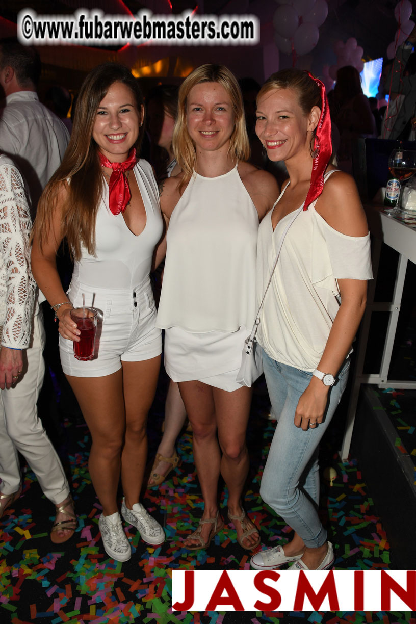 BongaCams SENSATION Party (White Party)