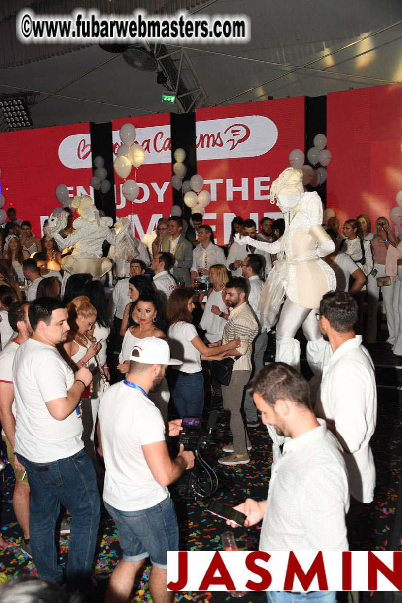 BongaCams SENSATION Party (White Party)