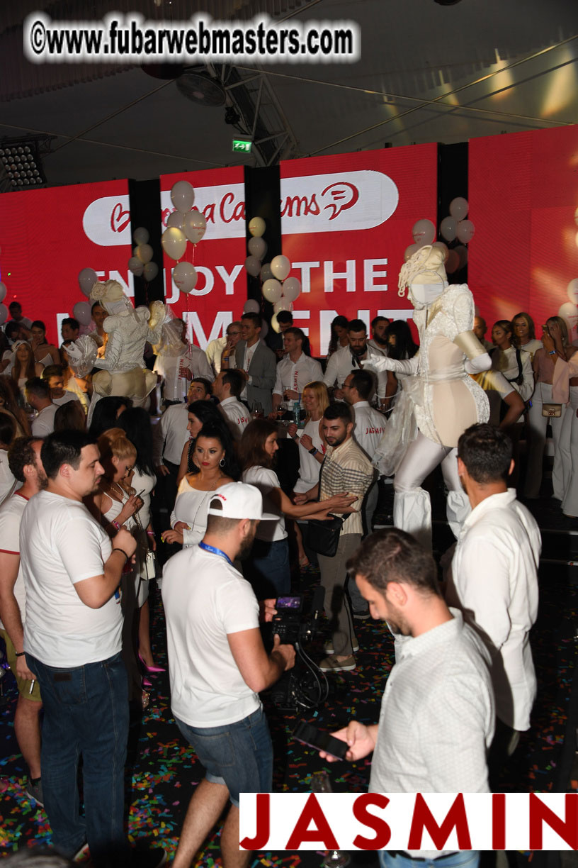 BongaCams SENSATION Party (White Party)