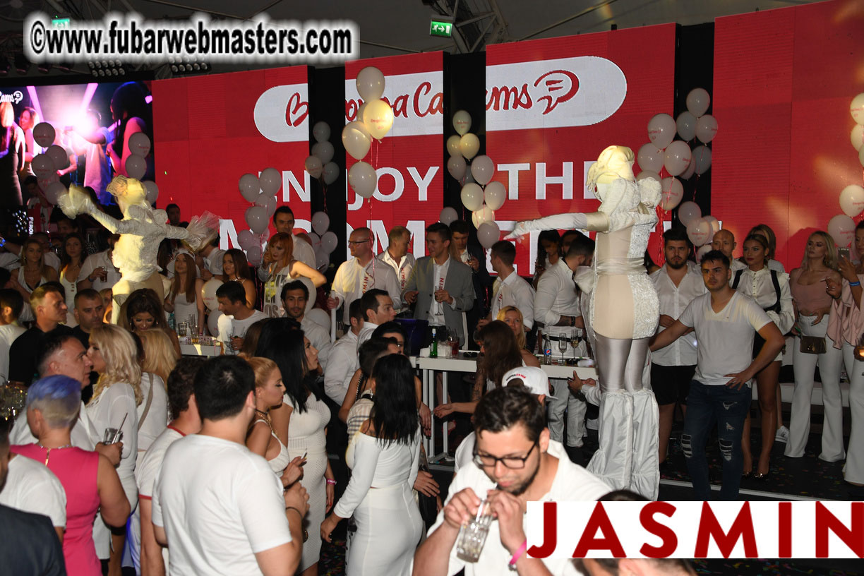 BongaCams SENSATION Party (White Party)