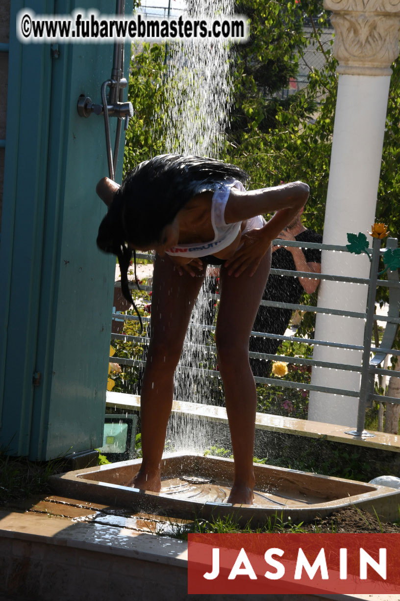 Miss AWCampus - Wet T-shirts contest