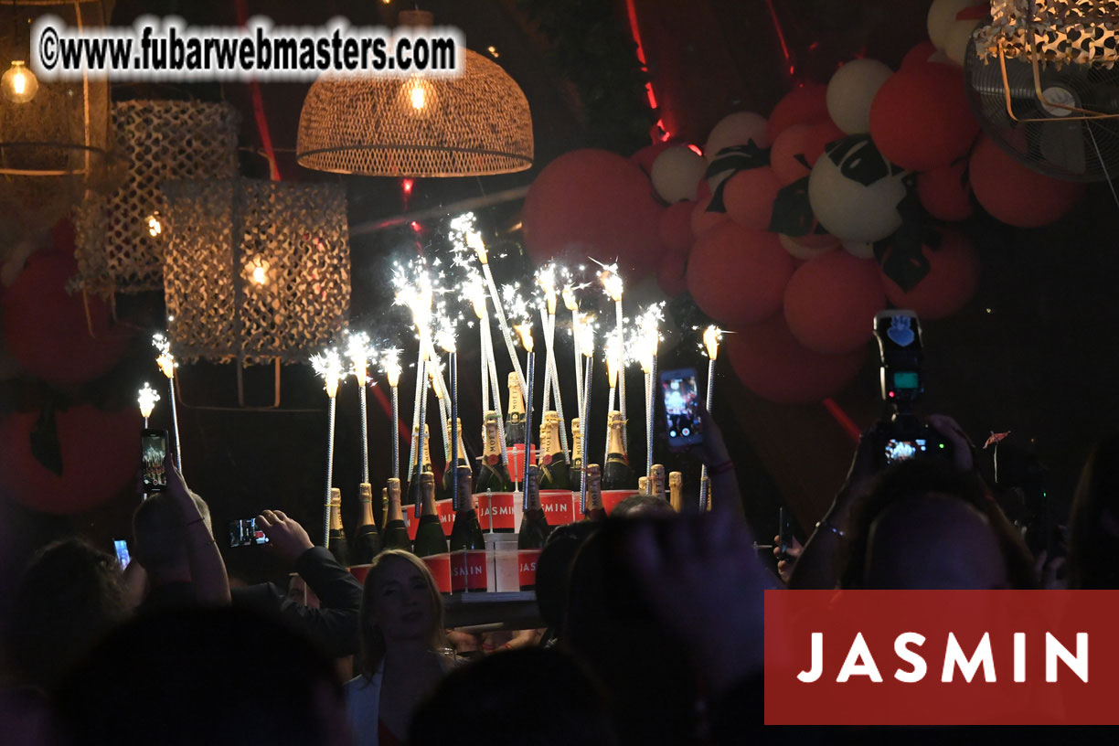 Tropical Paradise Party by Jasmin