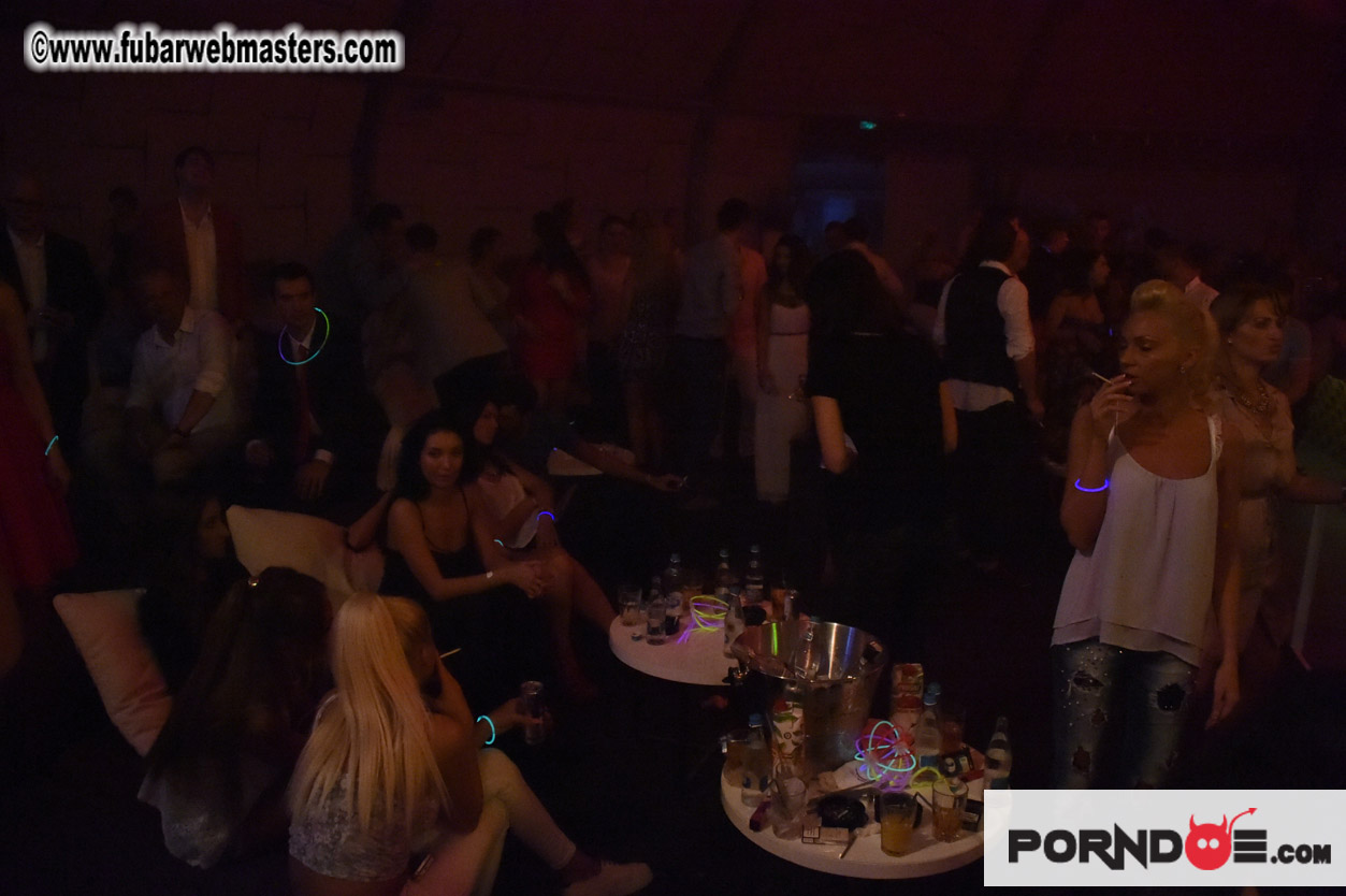 Party at EGO- Live Cams We Love ! 