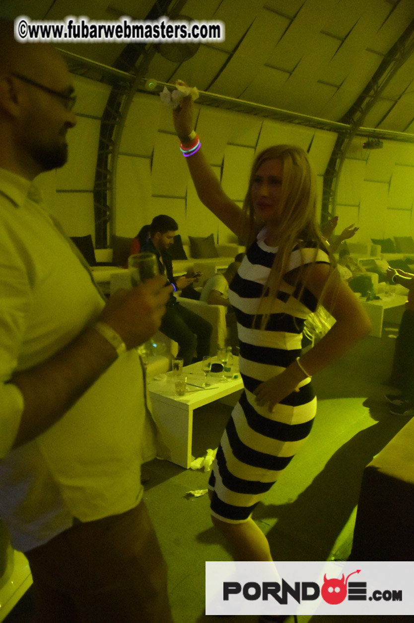 Party at EGO- Live Cams We Love ! 