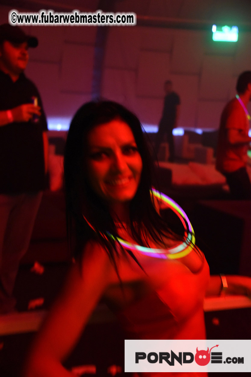 Party at EGO- Live Cams We Love ! 