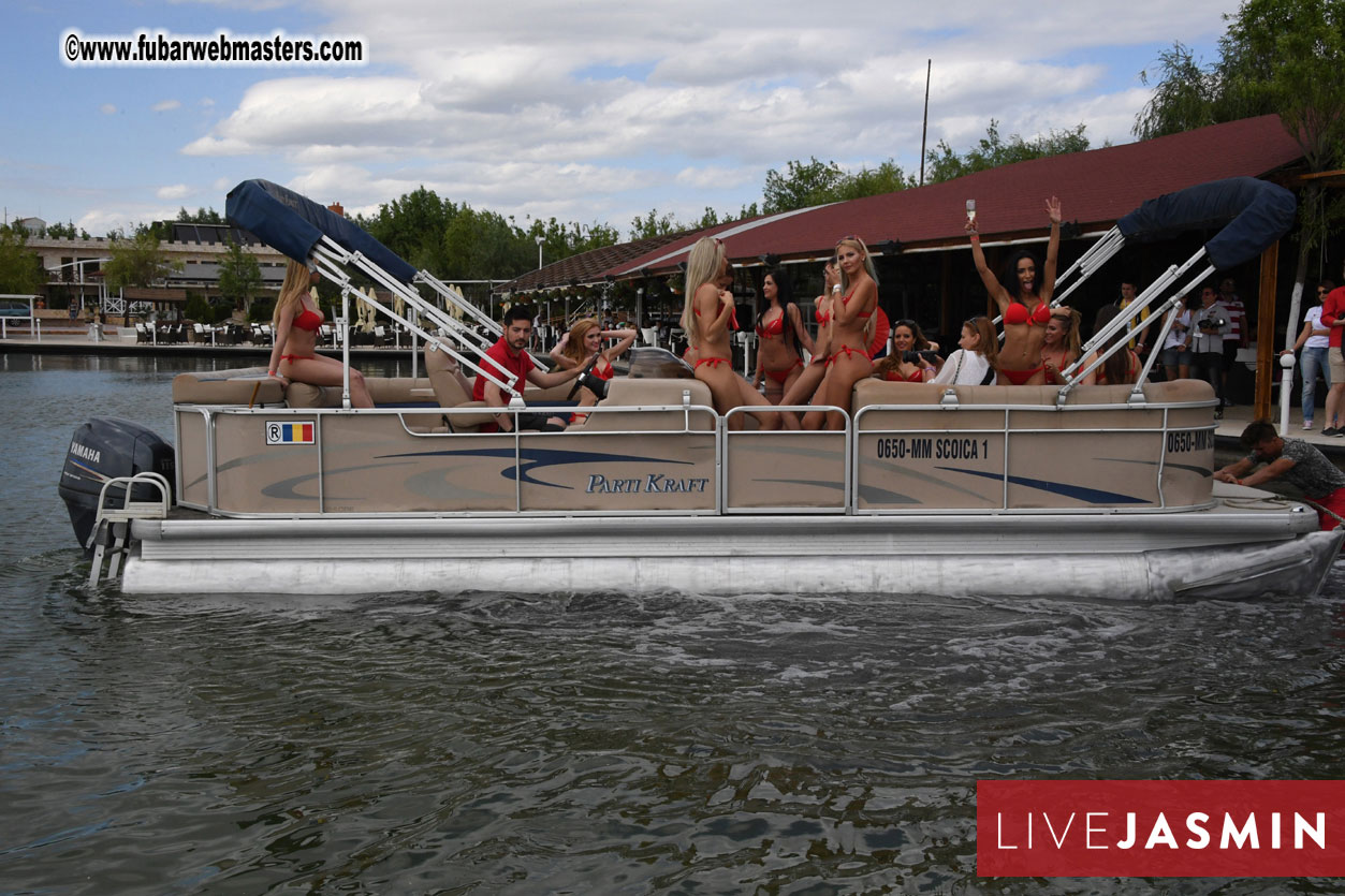 LiveJasmin Watersports