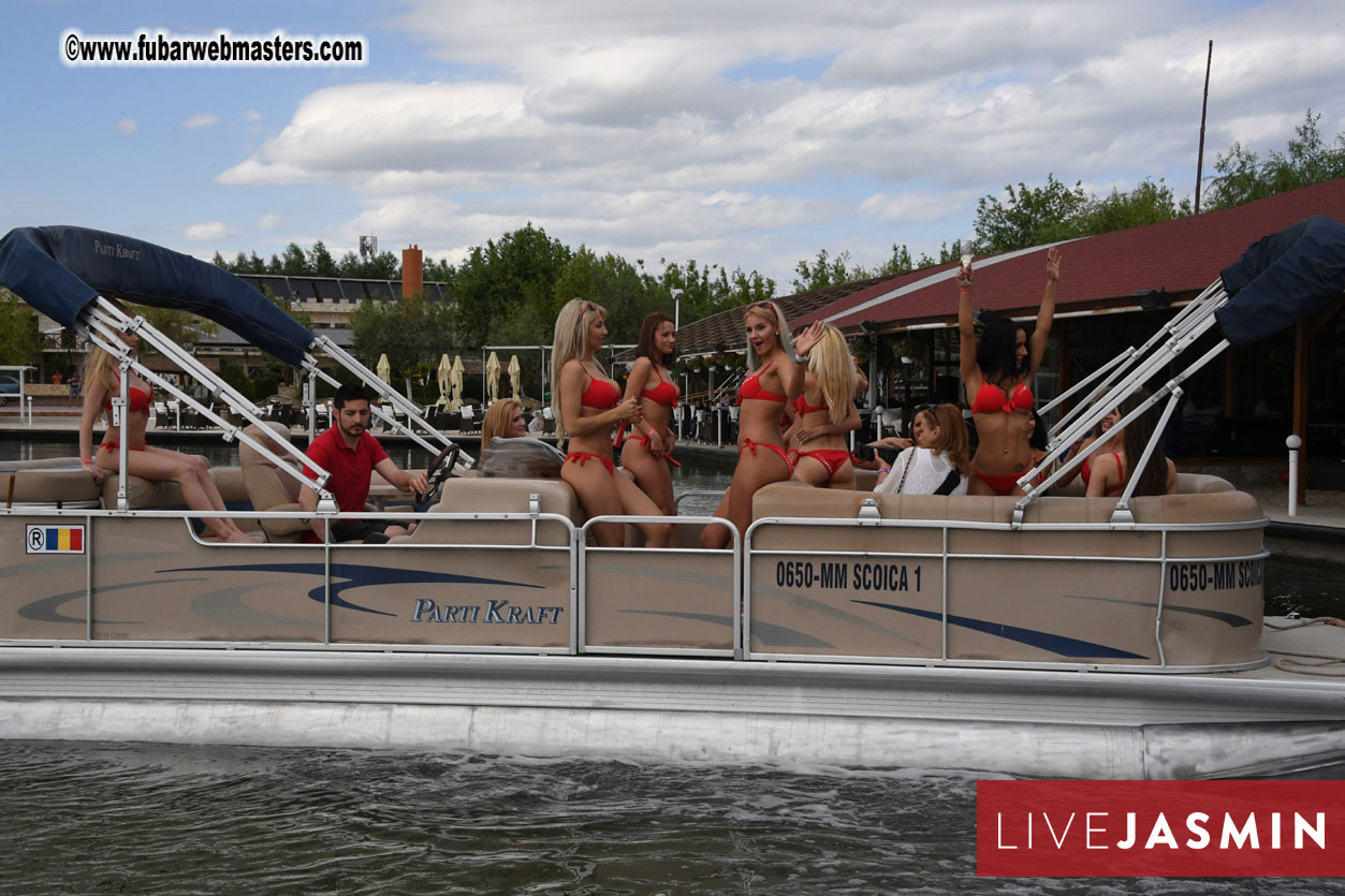 LiveJasmin Watersports