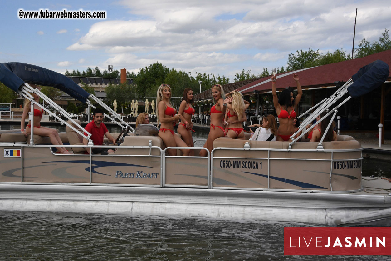 LiveJasmin Watersports