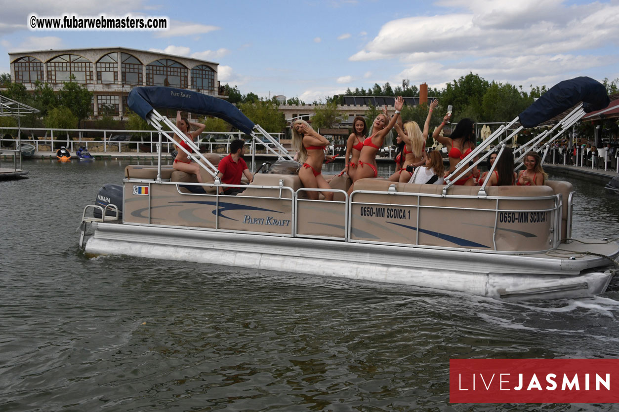 LiveJasmin Watersports