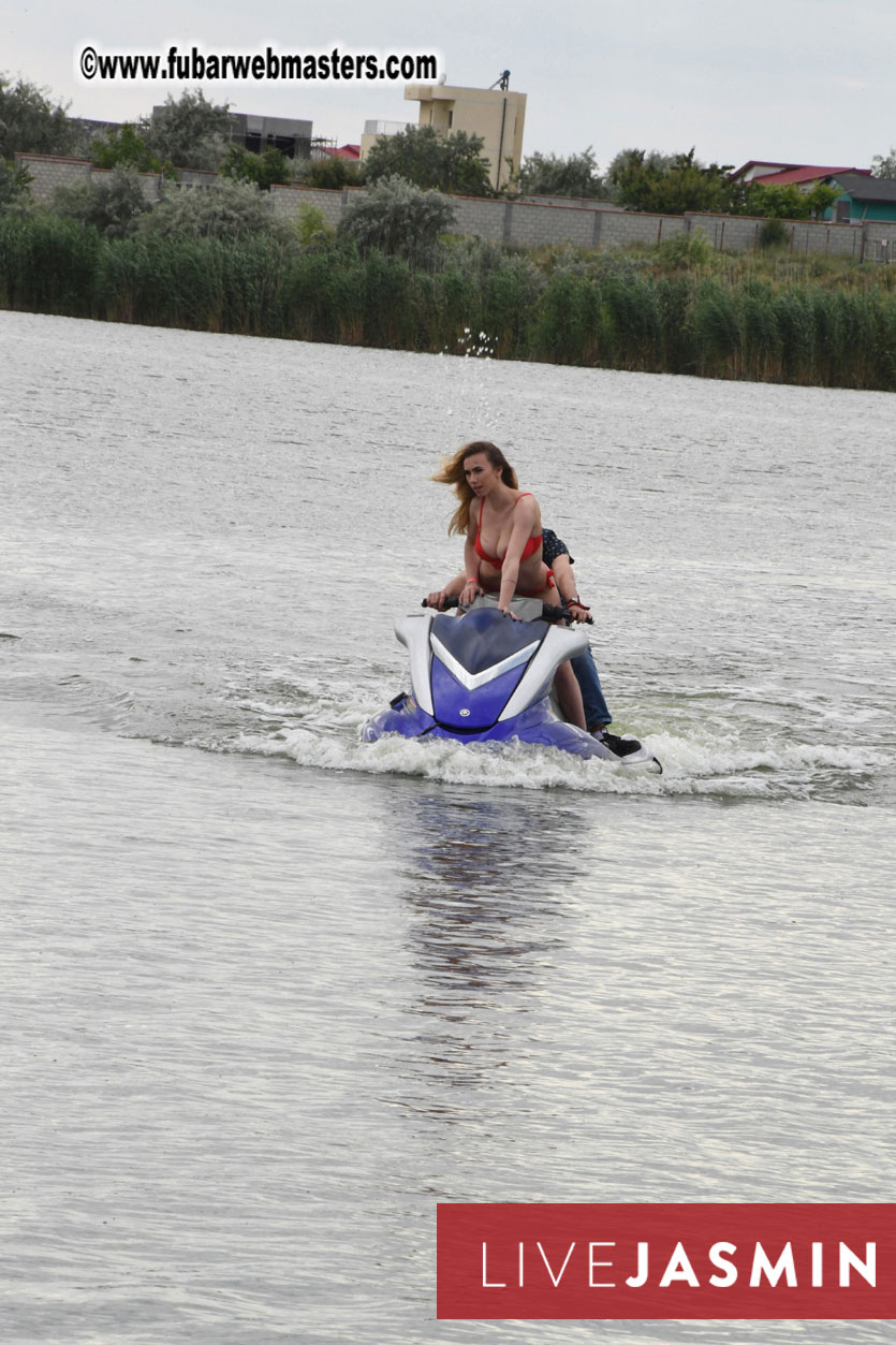 LiveJasmin Watersports