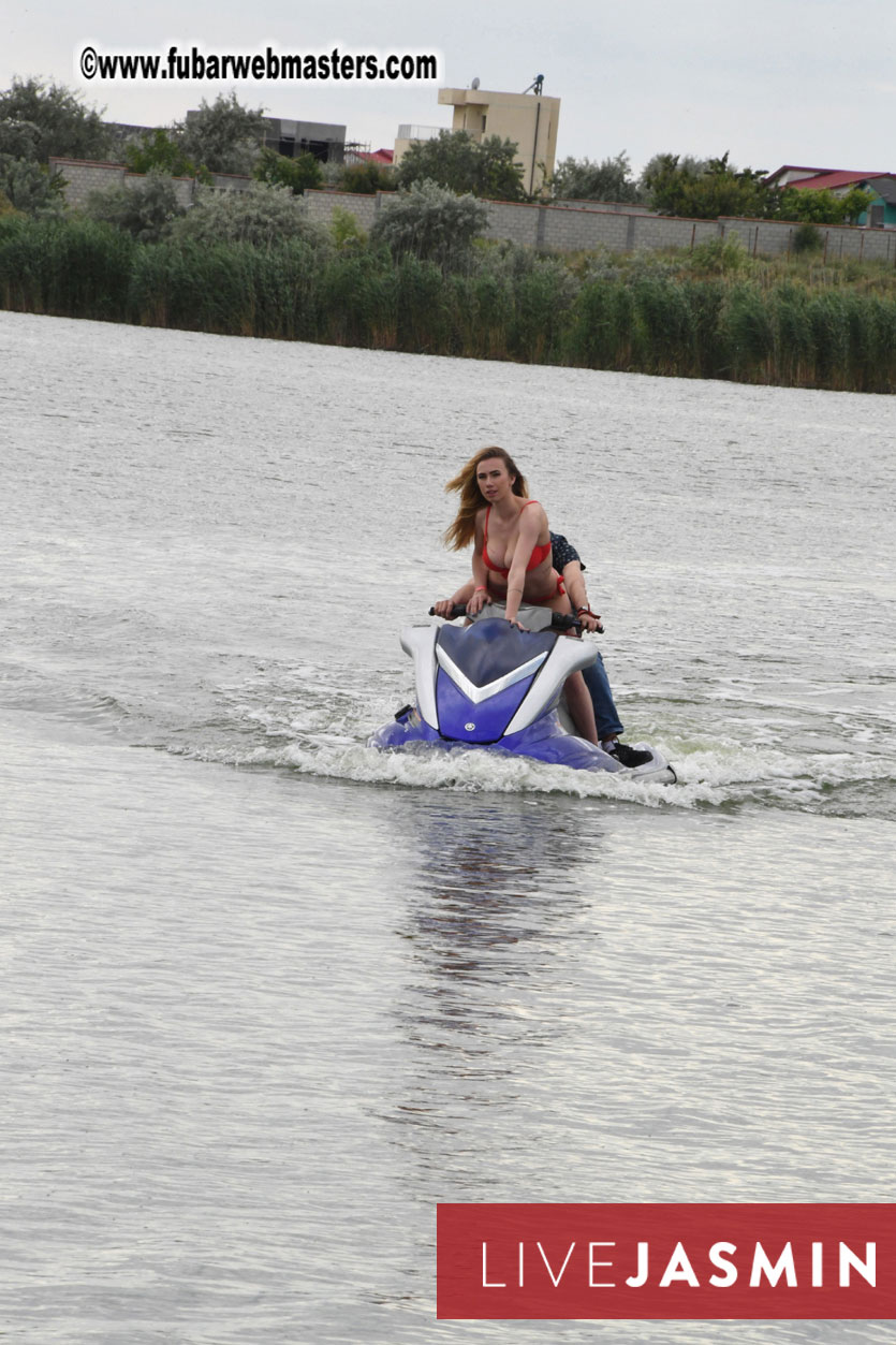 LiveJasmin Watersports