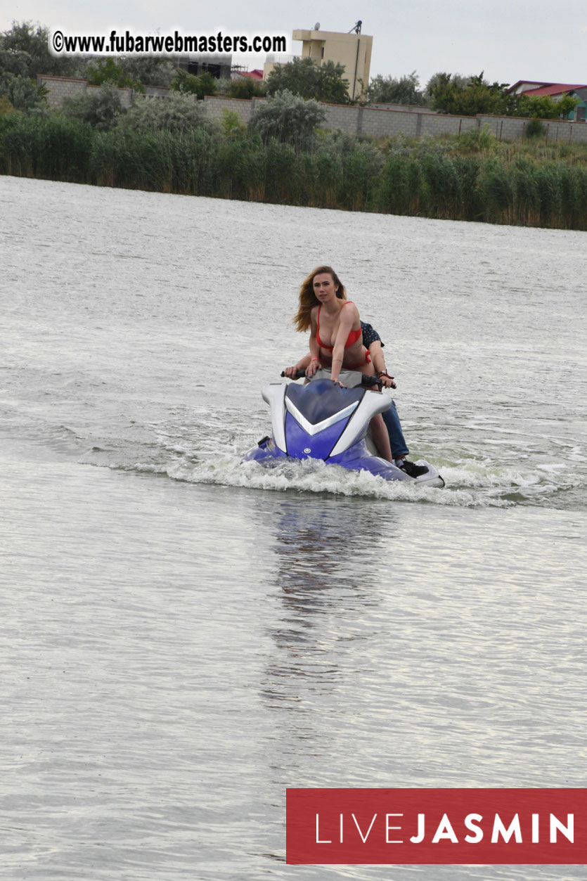 LiveJasmin Watersports