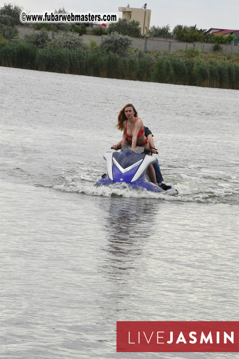 LiveJasmin Watersports