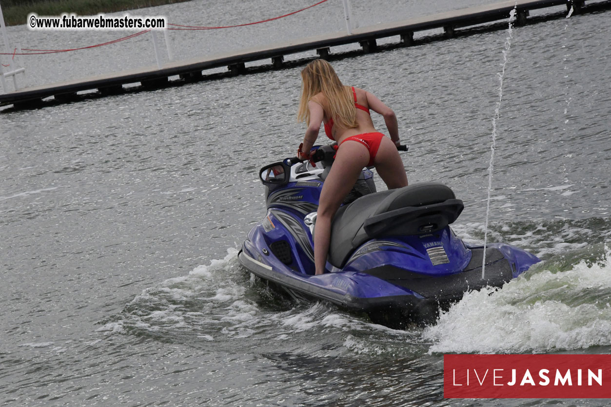 LiveJasmin Watersports