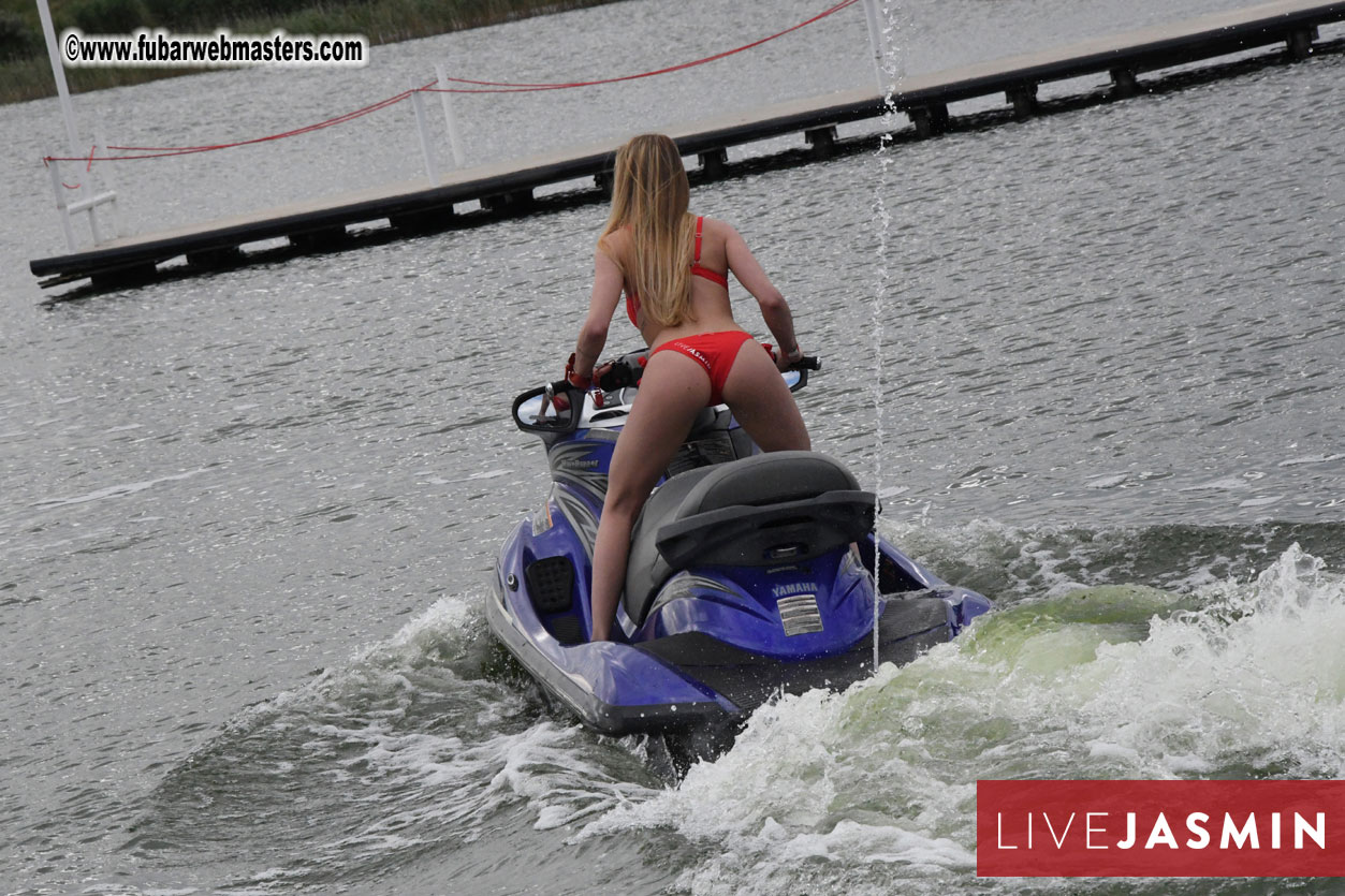 LiveJasmin Watersports