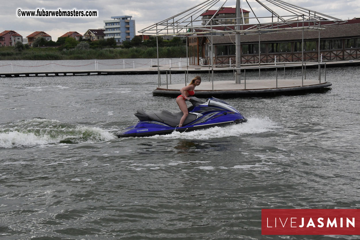 LiveJasmin Watersports