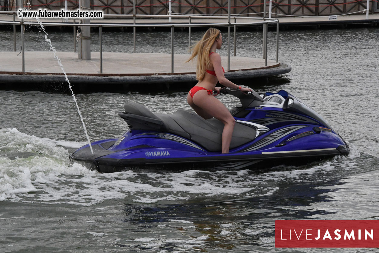 LiveJasmin Watersports