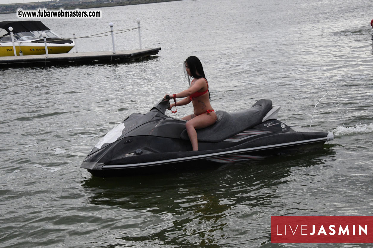 LiveJasmin Watersports