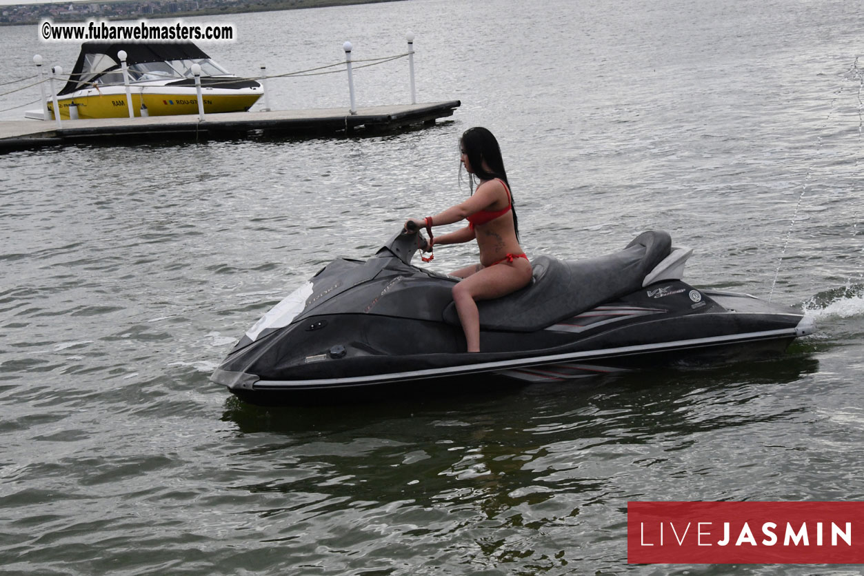 LiveJasmin Watersports