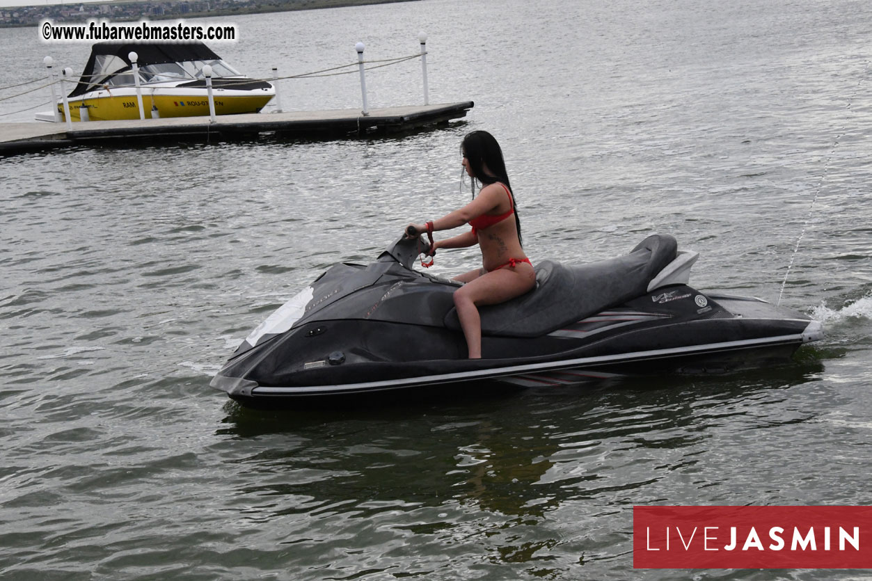 LiveJasmin Watersports