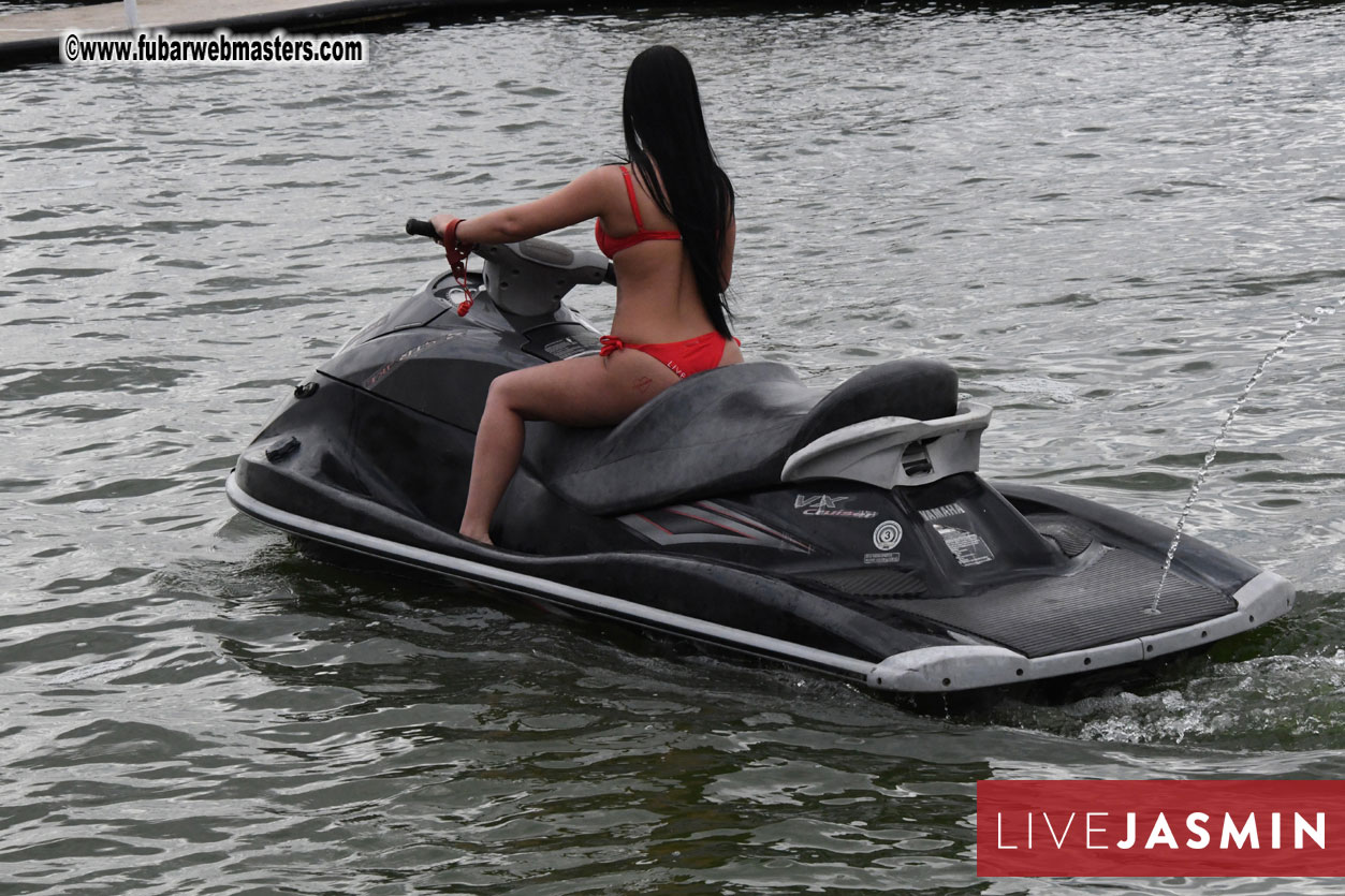 LiveJasmin Watersports