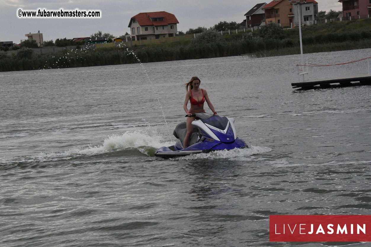 LiveJasmin Watersports