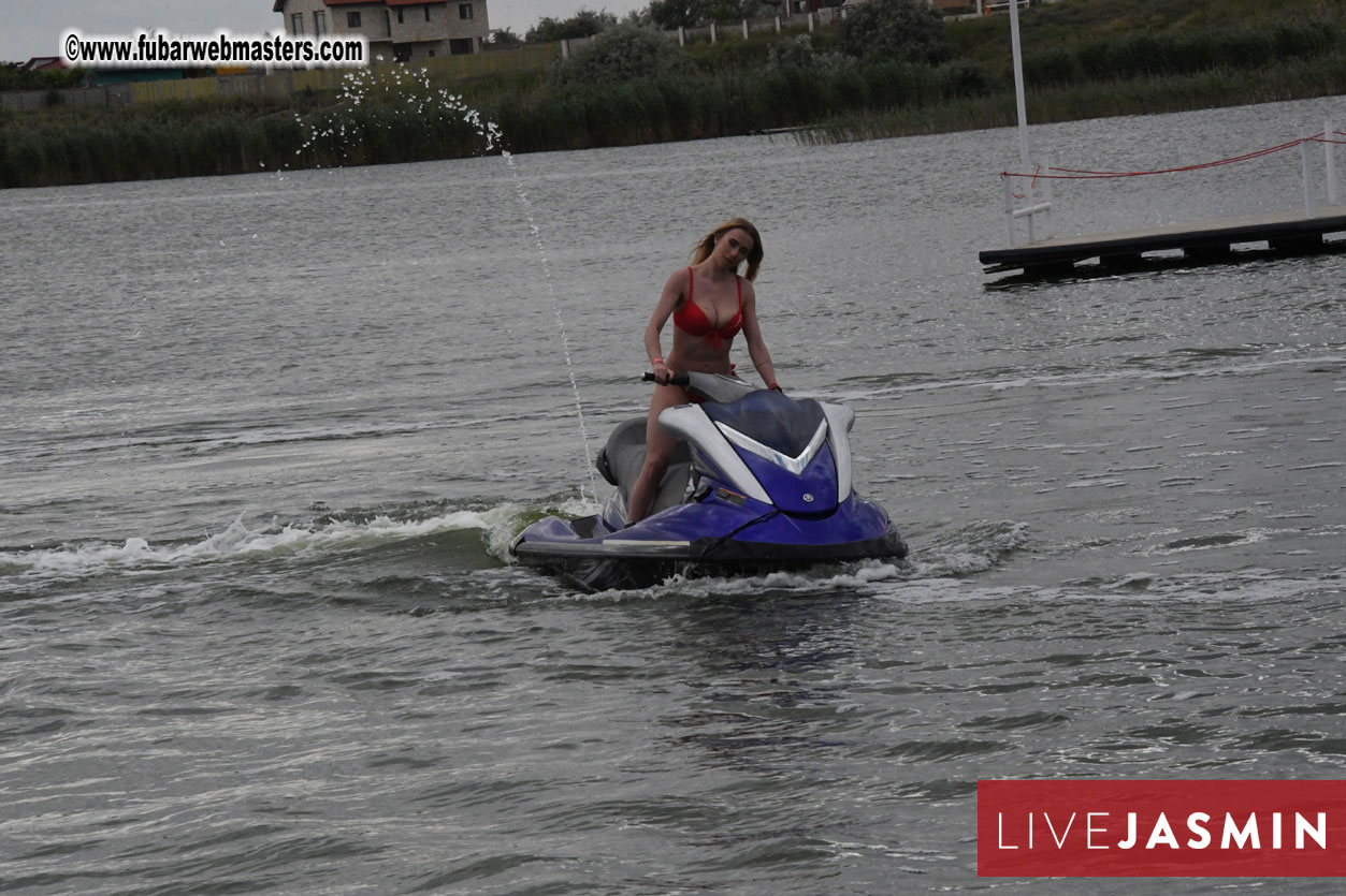 LiveJasmin Watersports