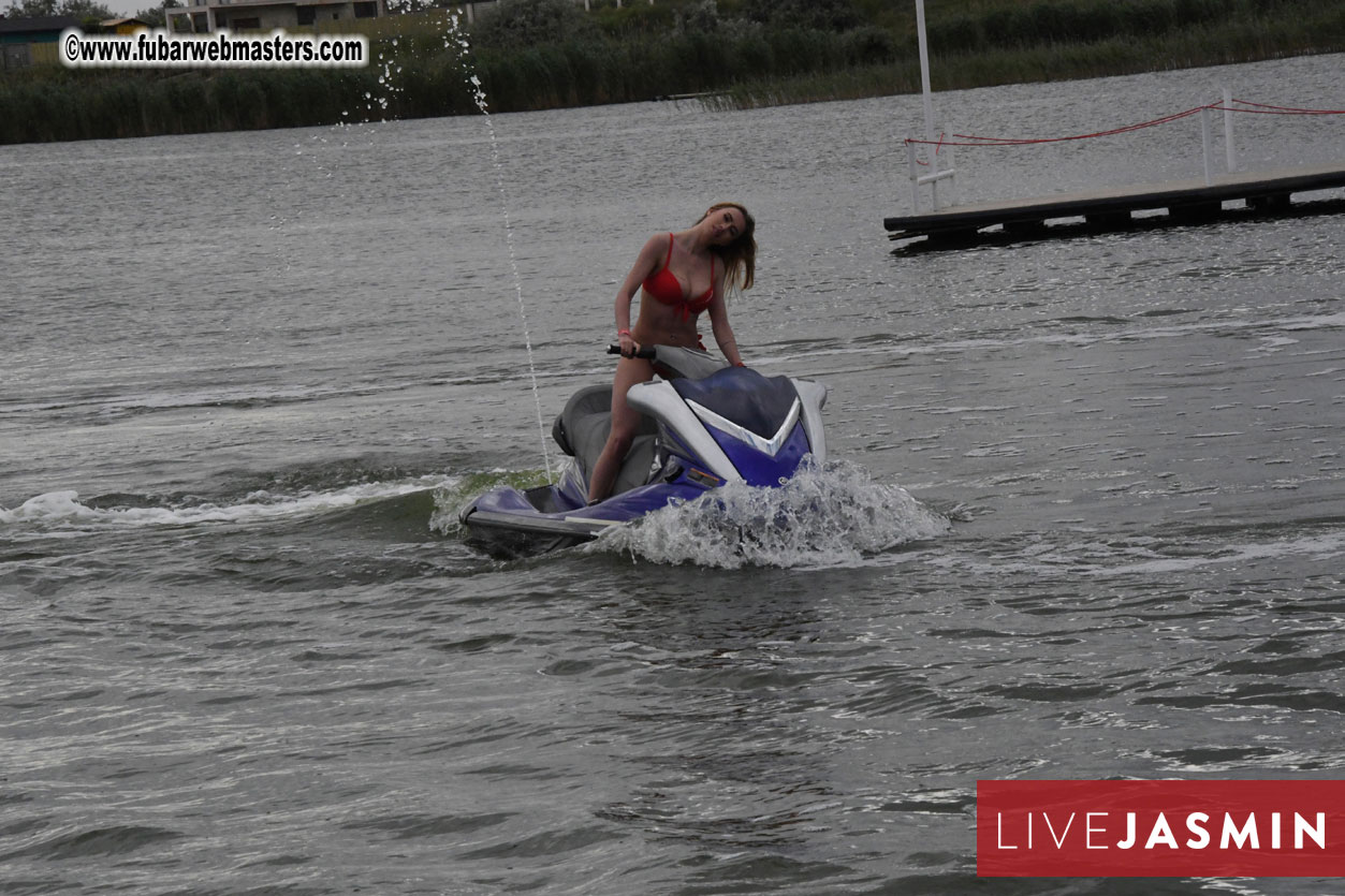 LiveJasmin Watersports