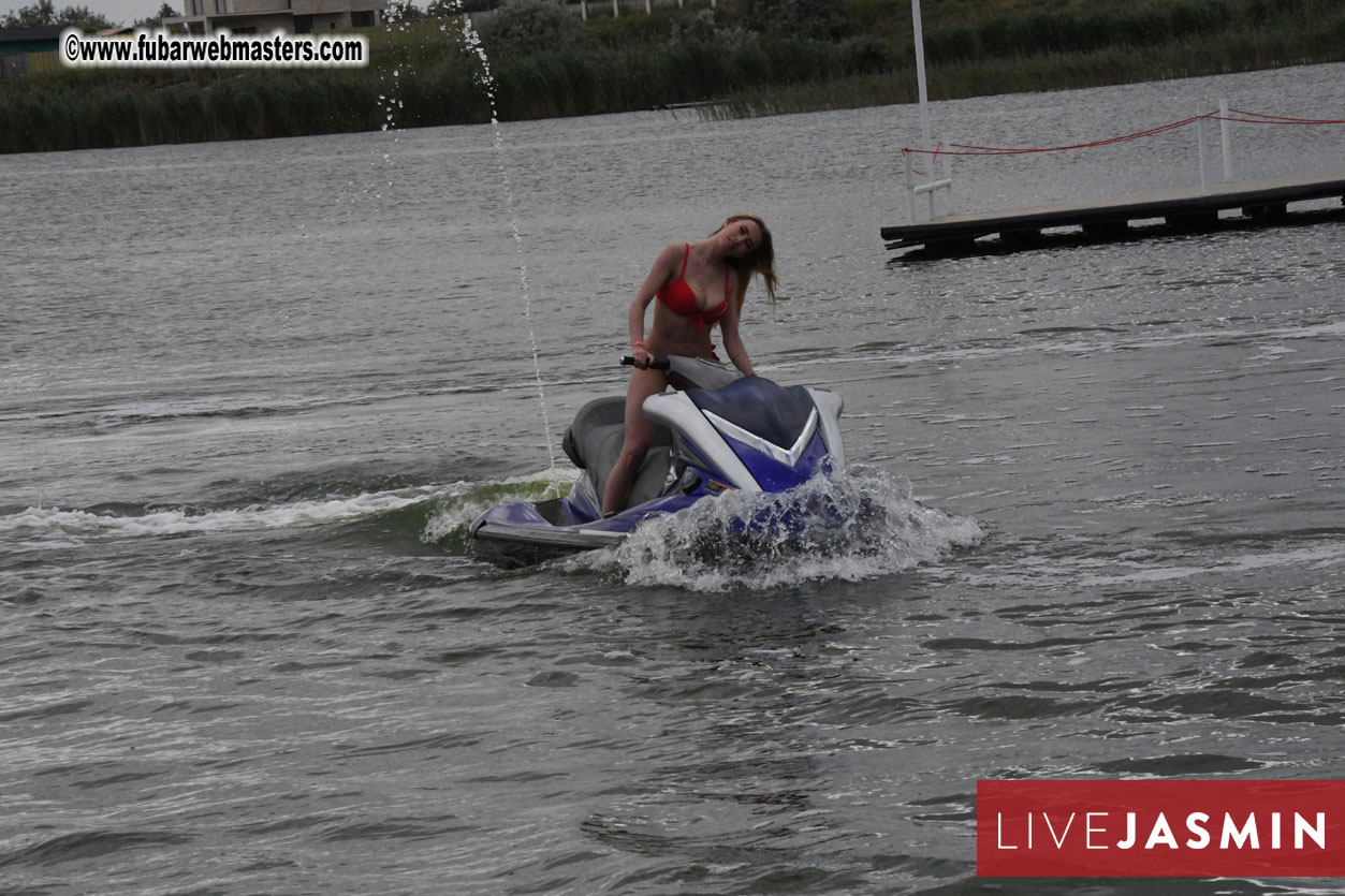 LiveJasmin Watersports