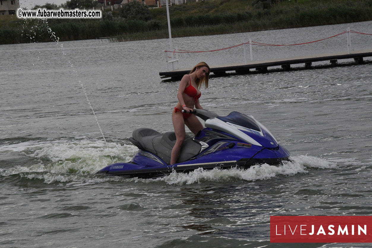 LiveJasmin Watersports