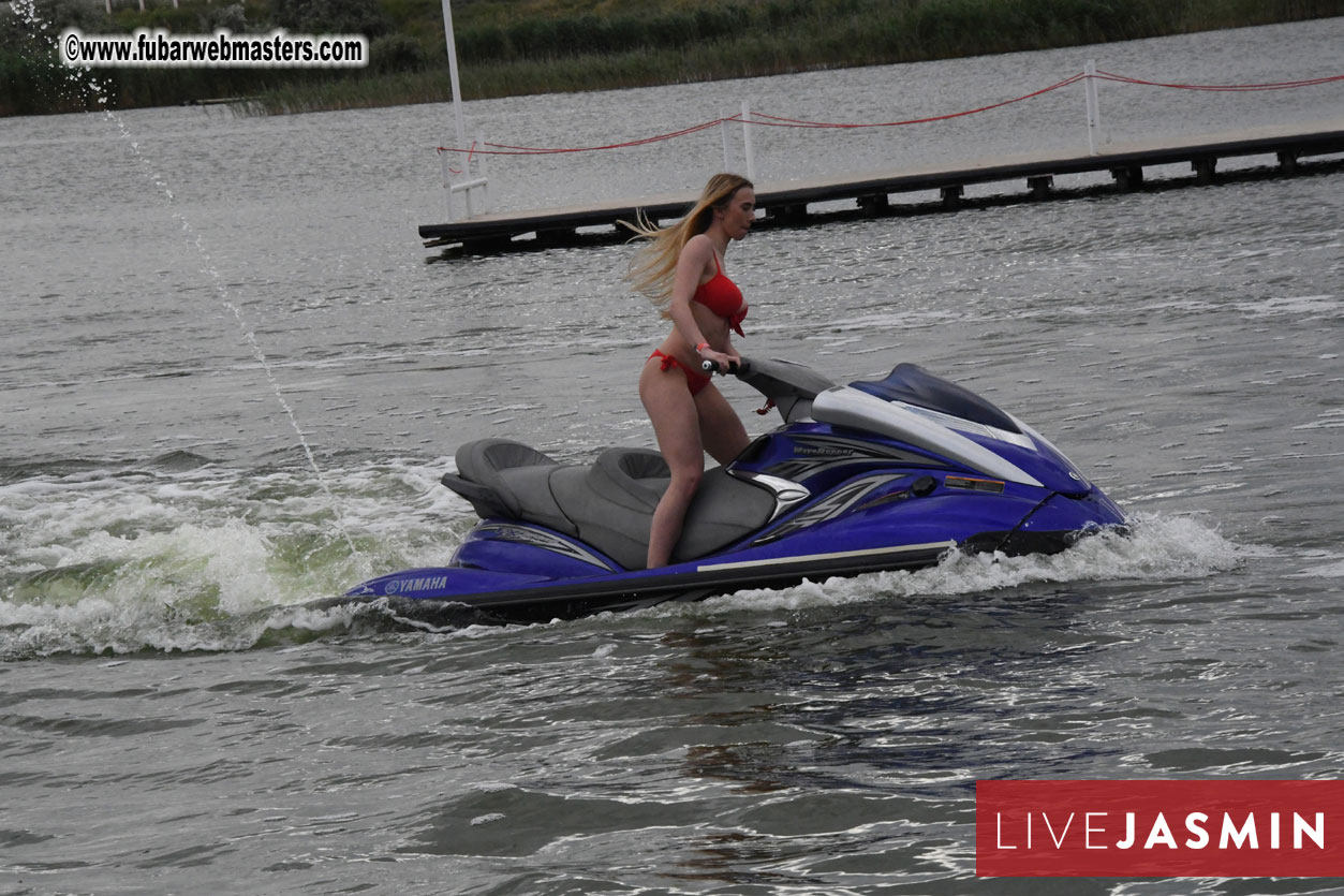 LiveJasmin Watersports